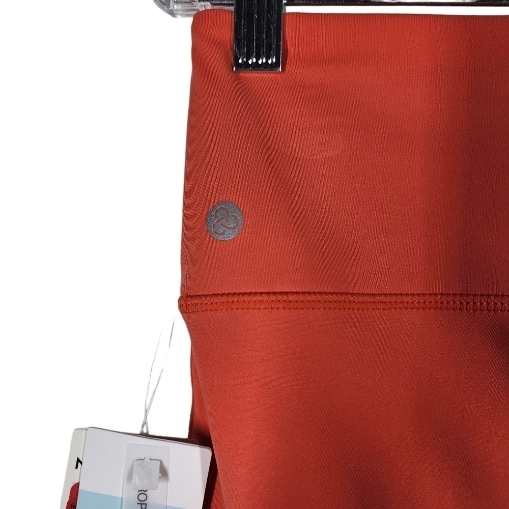 ZELLA YOGA CAPRI PANT - Picture 3 of 5